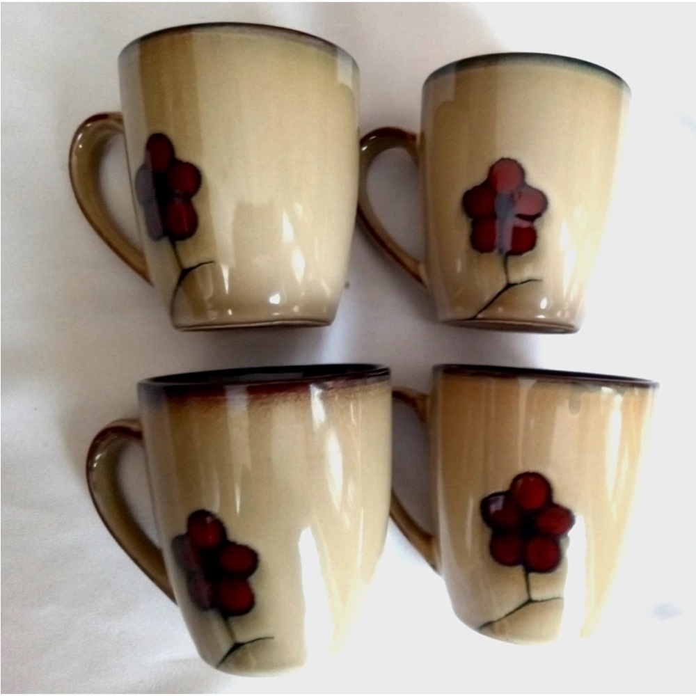 Vintage Pfaltzgraff Floral Cream and Brown Mugs Set